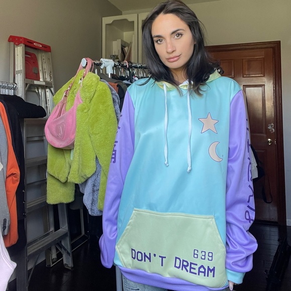 Pastel hoodie - Picture 3 of 3